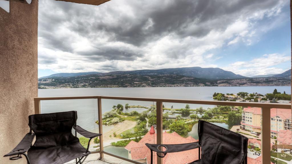 Sunset Waterfront Resort By Kelownacondorentals Dış mekan fotoğraf
